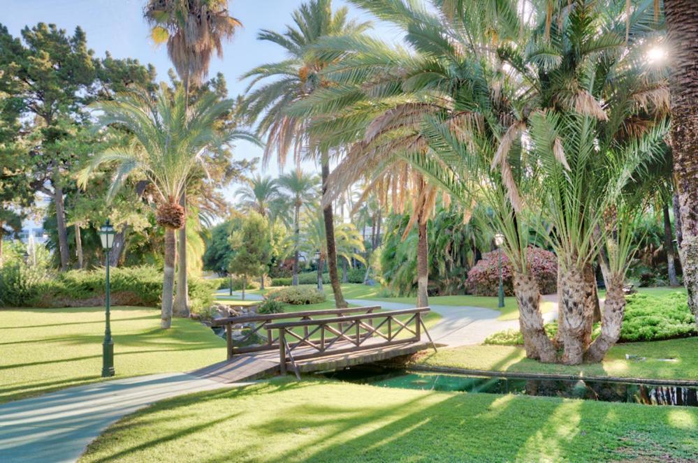 Апартаменты Playas Del Duque, Puerto Banus, Golf .Playa Y Compras Марбелья Экстерьер фото